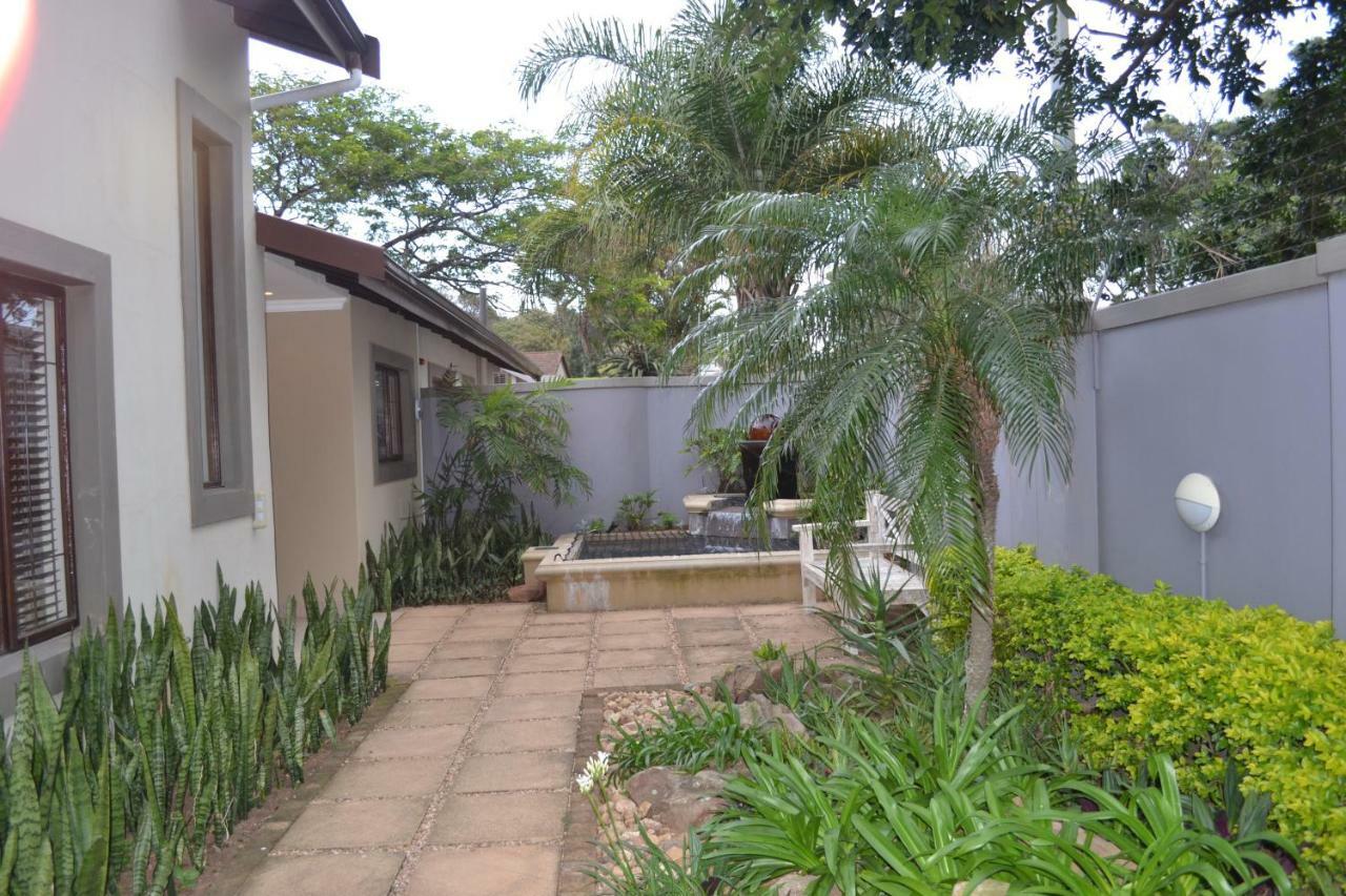 Mahogany Villa Guesthouse - Solar Ballito Exteriör bild